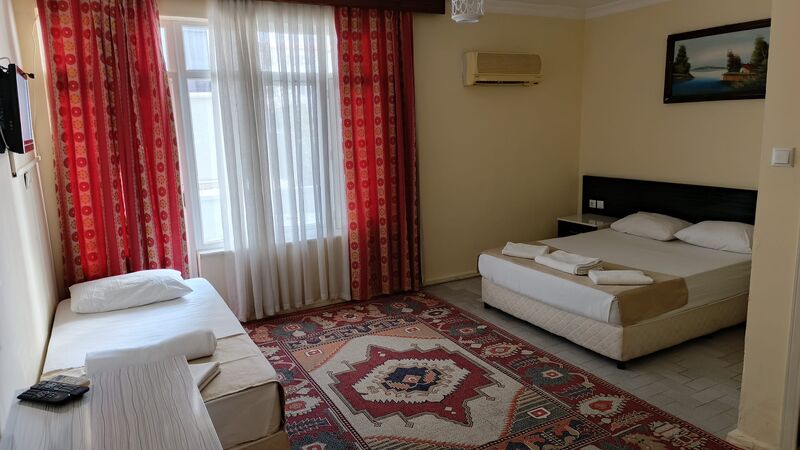 SİDE KUMSAL OTEL